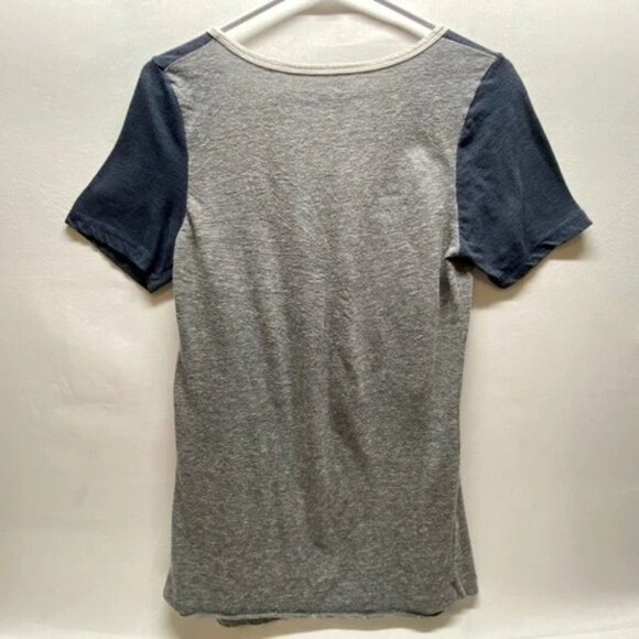 Seattle Seahawks Varsity Tee Women's Medium Retro V-Neck Short Sleeve Sporty GUC - Picture 4 of 8